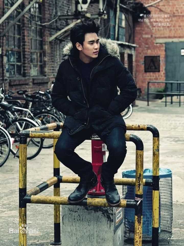 金秀贤(Kim Soo Hyun、キム スヒョン)Dazed壁纸壁纸