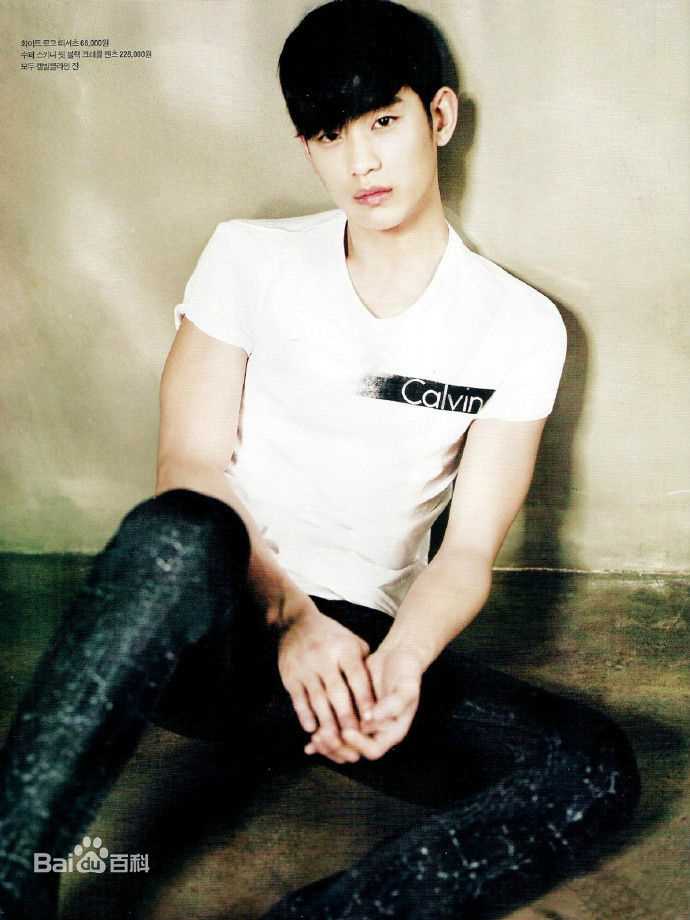 金秀贤(Kim Soo Hyun、キム スヒョン)Esquire (2014.03)图片图册