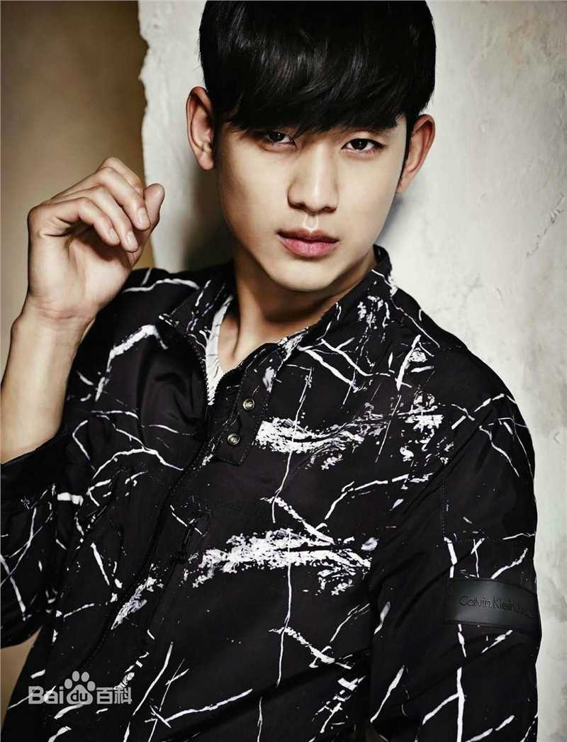 金秀贤(Kim Soo Hyun、キム スヒョン)Esquire (2014.03)图片图册