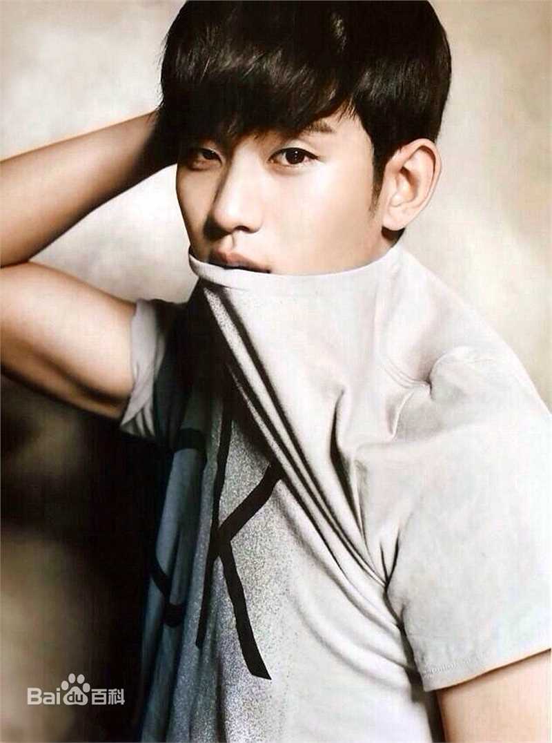金秀贤(Kim Soo Hyun、キム スヒョン)Esquire (2014.03)图片图册