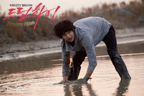 高清金秀贤(Kim Soo Hyun、キム スヒョン)在《Dream High》（2011）中的图册