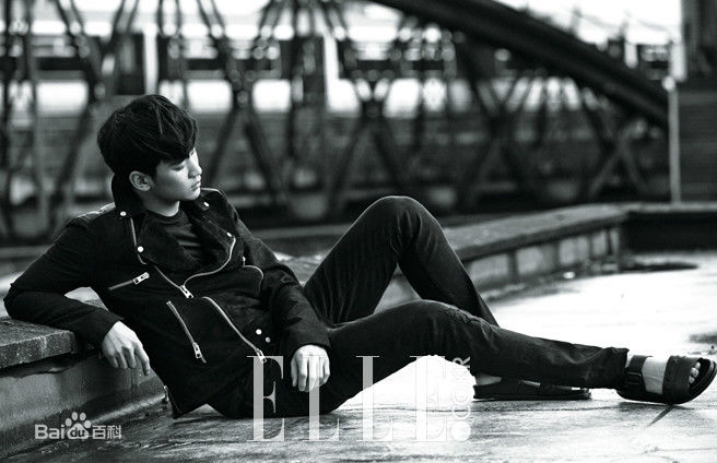 金秀贤(Kim Soo Hyun、キム スヒョン)Elle (2015.01)前后照片