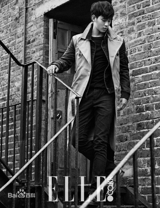 金秀贤(Kim Soo Hyun、キム スヒョン)Elle (2015.01)前后照片