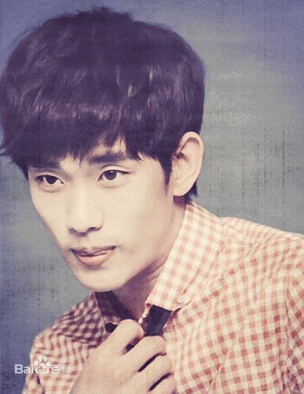 金秀贤(Kim Soo Hyun、キム スヒョン)拍摄花絮素颜照相册