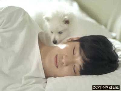 金秀贤(Kim Soo Hyun、キム スヒョン)拍摄花絮素颜照相册