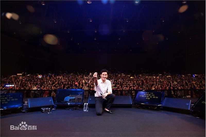 金秀贤(Kim Soo Hyun、キム スヒョン)亚洲巡回粉丝见面会(2014)性感图片图集