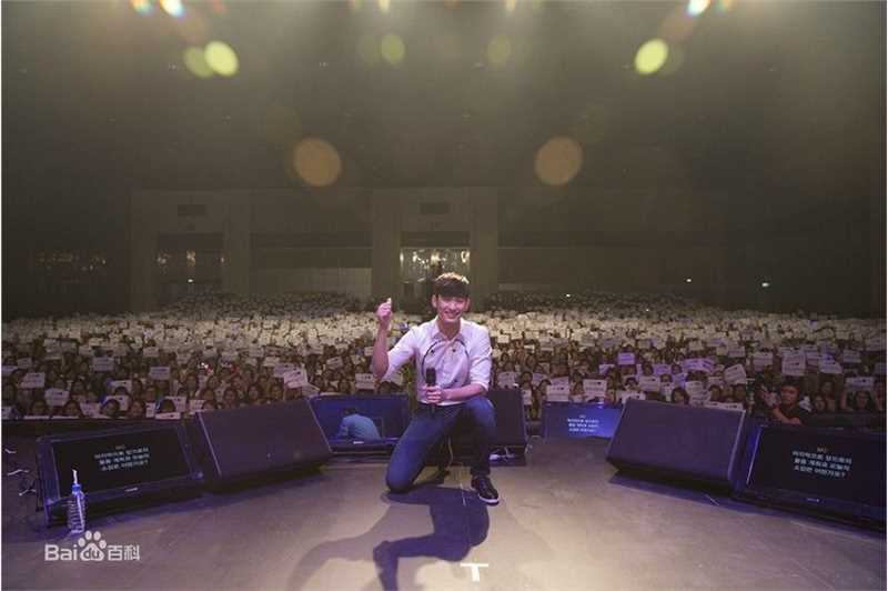 金秀贤(Kim Soo Hyun、キム スヒョン)亚洲巡回粉丝见面会(2014)性感图片图集