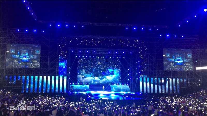 金秀贤(Kim Soo Hyun、キム スヒョン)在《制作人》粉丝见面会(2015)中的