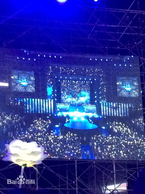 金秀贤(Kim Soo Hyun、キム スヒョン)在《制作人》粉丝见面会(2015)中的