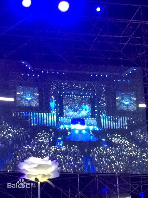 金秀贤(Kim Soo Hyun、キム スヒョン)在《制作人》粉丝见面会(2015)中的