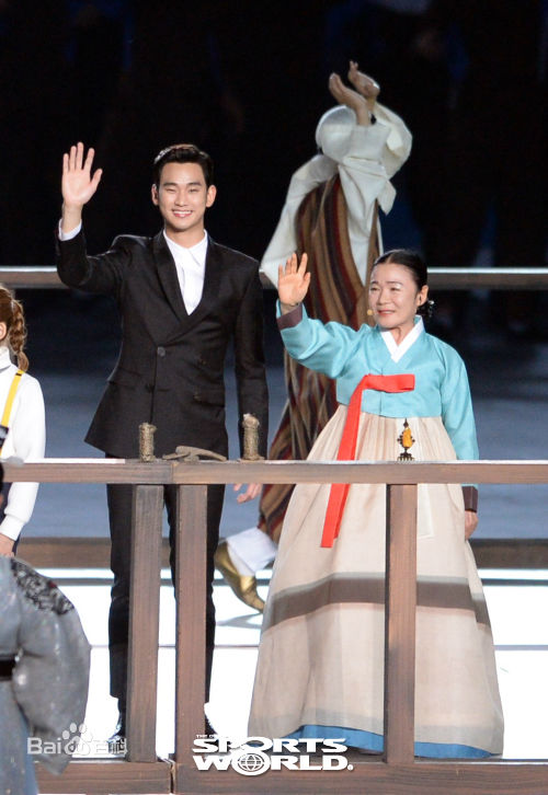 金秀贤(Kim Soo Hyun、キム スヒョン)仁川亚运会开幕式壁纸壁纸