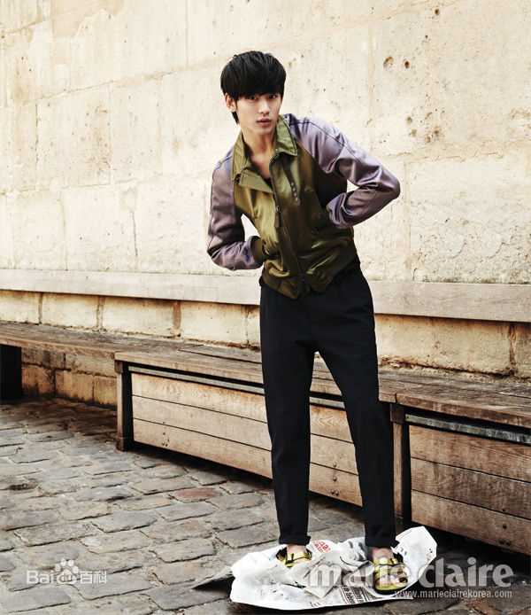 金秀贤(Kim Soo Hyun、キム スヒョン)2013 marie claire 5月号生活照相册