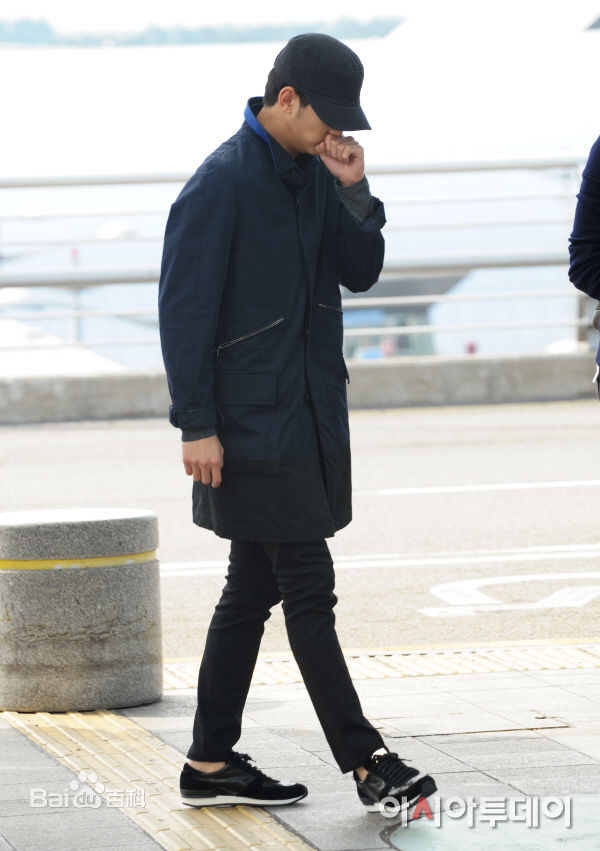 金秀贤(Kim Soo Hyun、キム スヒョン)机场照图册