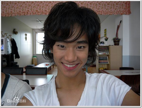 高清金秀贤(Kim Soo Hyun、キム スヒョン)在《泡菜奶酪微笑》饰金修贤中的图集