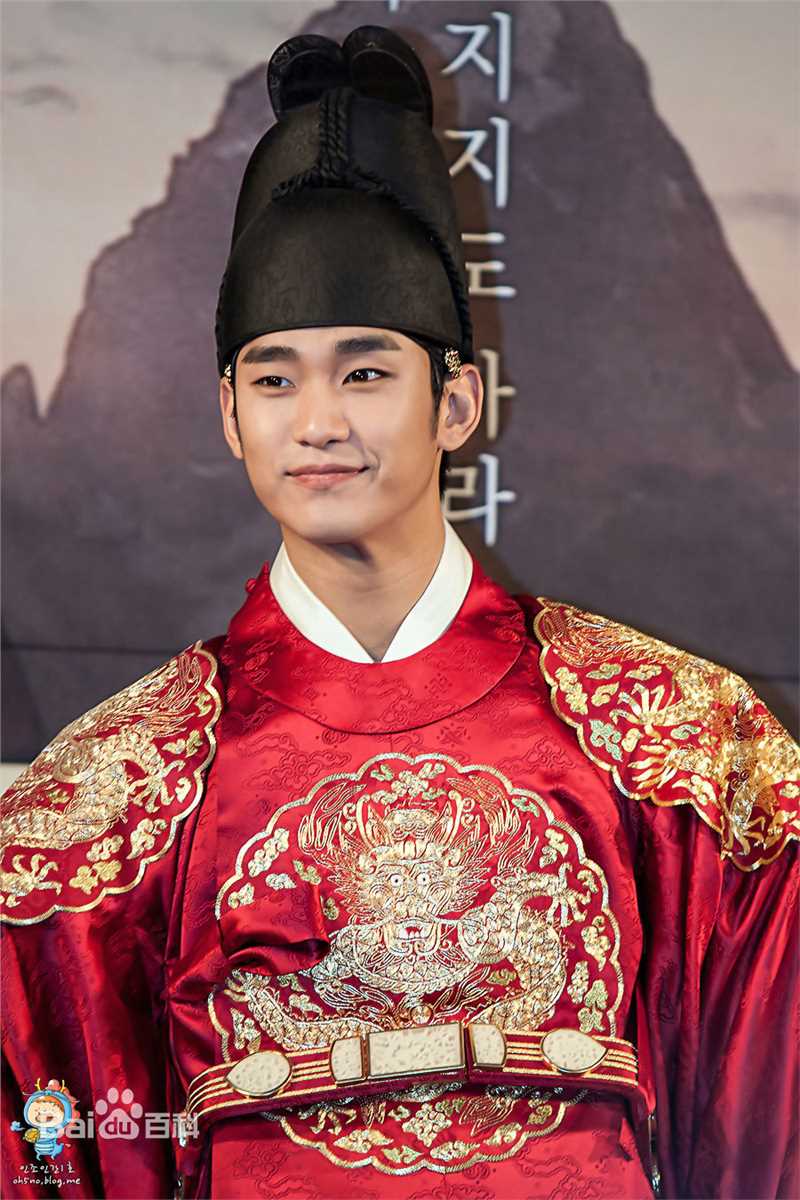 最新金秀贤(Kim Soo Hyun、キム スヒョン)在《拥抱太阳的月亮》饰李暄中的壁纸