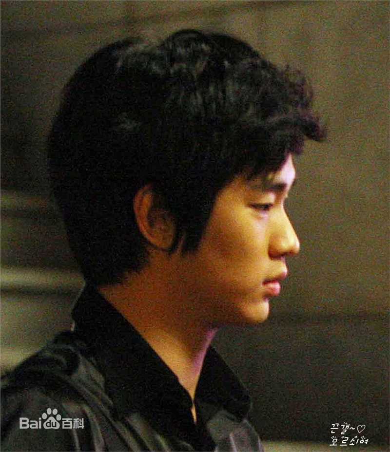 高清金秀贤(Kim Soo Hyun、キム スヒョン)在《盗贼同盟》饰詹帕诺中的图集