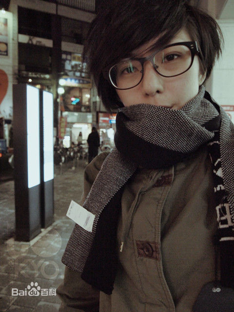 林辰唏(Zaizai Lin)生活照前后照片