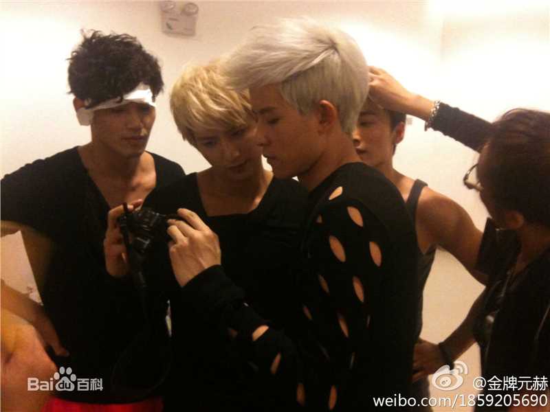 杨奇煜(Fabien)的生活照前后照片