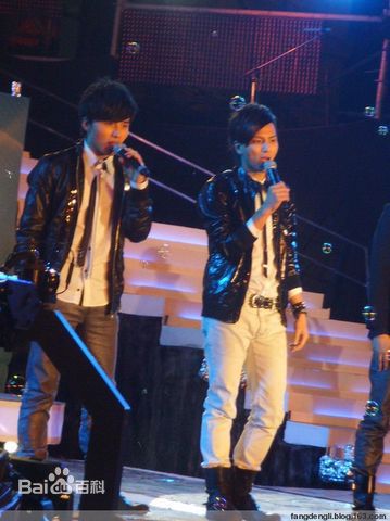 杨奇煜(Fabien)的生活照前后照片