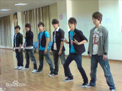 杨奇煜(Fabien)的生活照前后照片