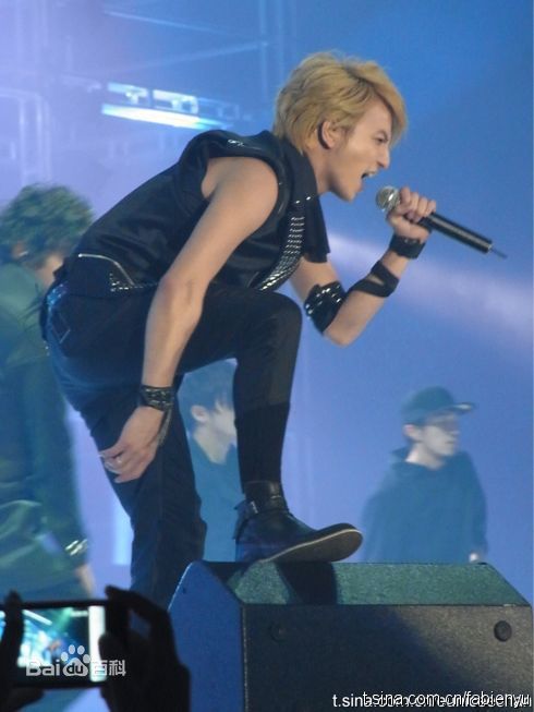 杨奇煜(Fabien)的生活照前后照片