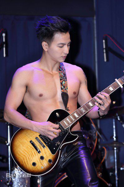 杨奇煜(Fabien)2016年1月个人演唱会性感图片壁纸