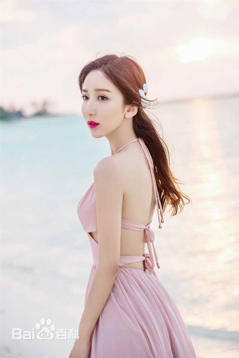 娄艺潇(Loura)最优质