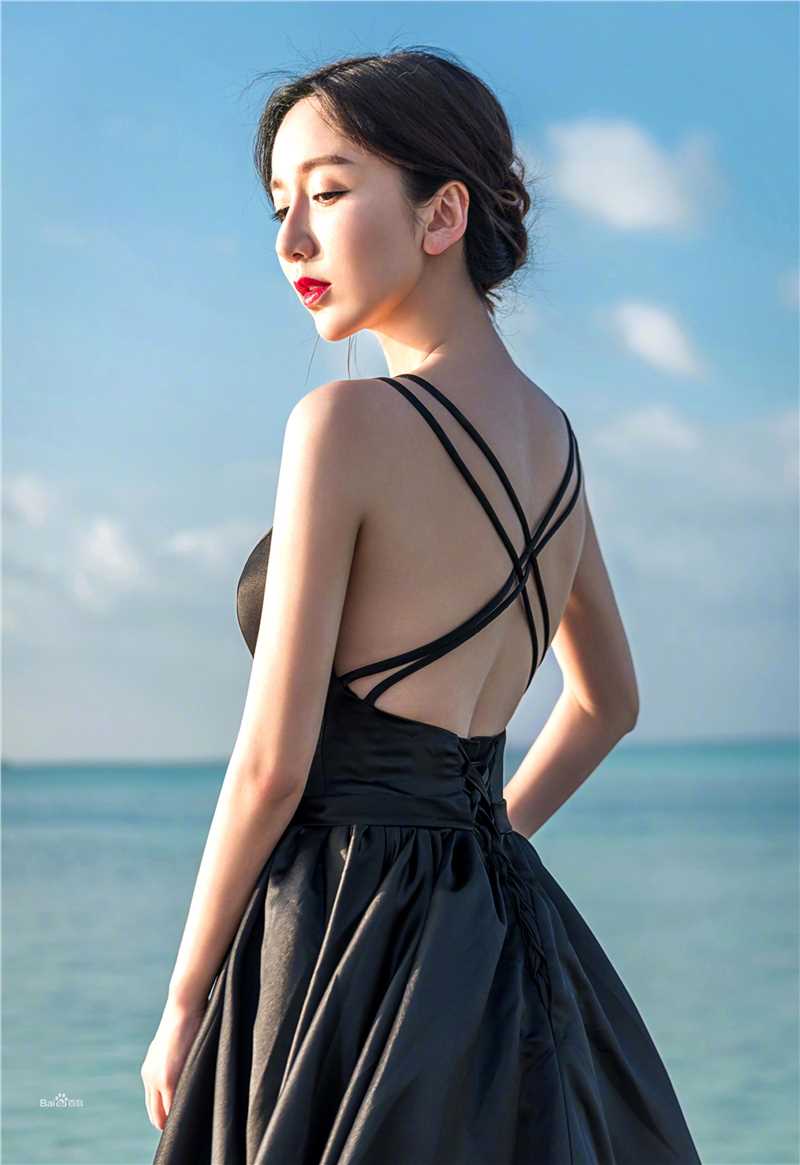 娄艺潇(Loura)最优质