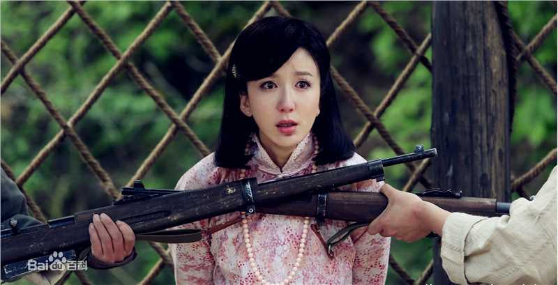 精选娄艺潇(Loura)在《爱情悠悠药草香》中的图册