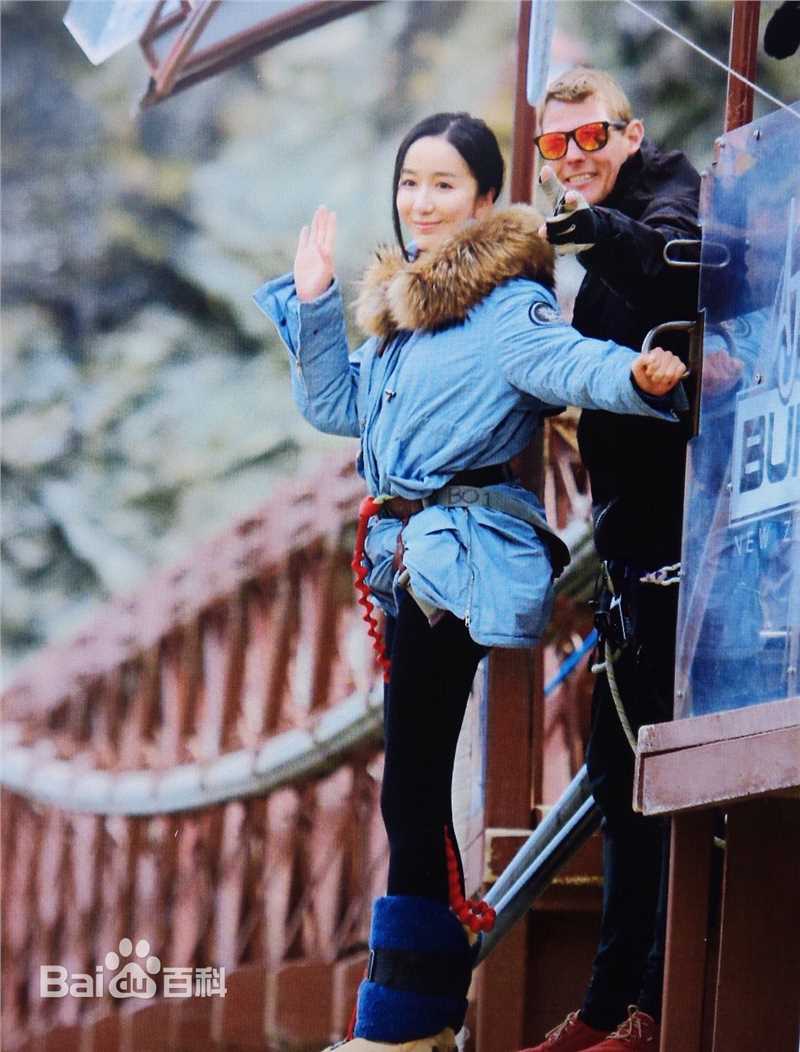 娄艺潇(Loura)个人生活图册