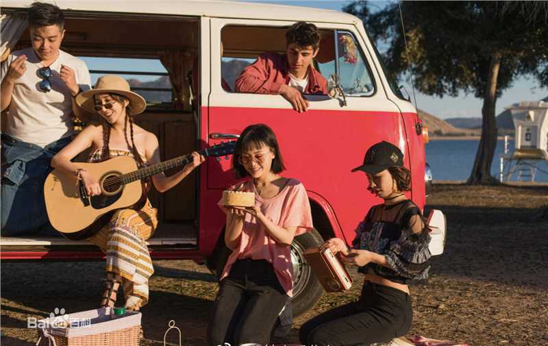 娄艺潇(Loura)mv生活照相册