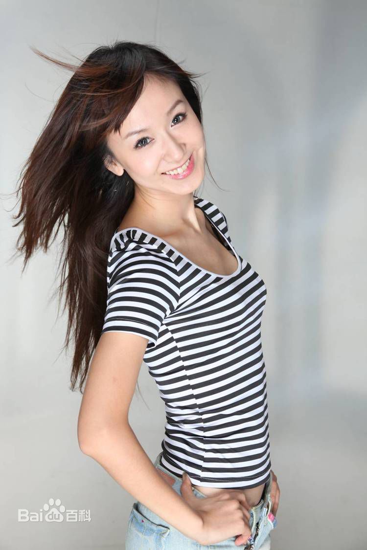 最优质娄艺潇(Loura)精彩图册