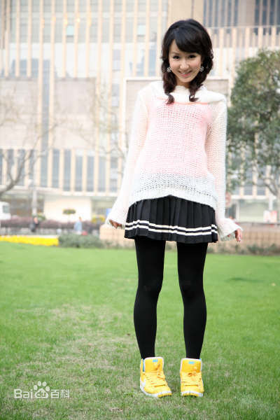 最优质娄艺潇(Loura)精彩图册