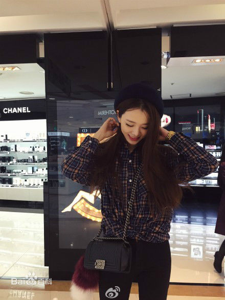 黄一琳(U.lin)生活照壁纸壁纸