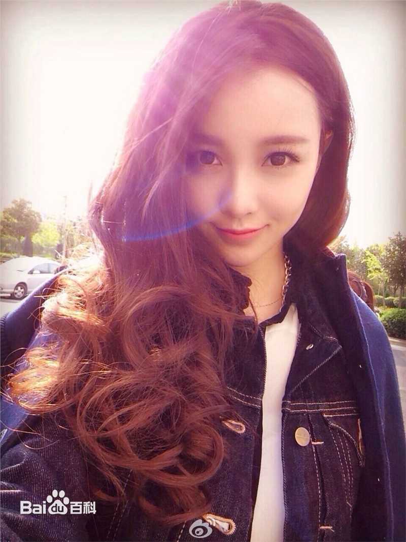 黄一琳(U.lin)生活照壁纸壁纸