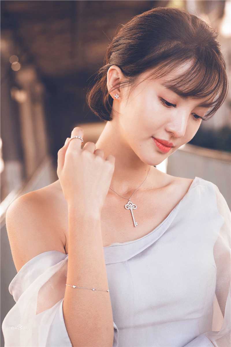 金晨(Gina)【YOKA时尚网】性感图片图集