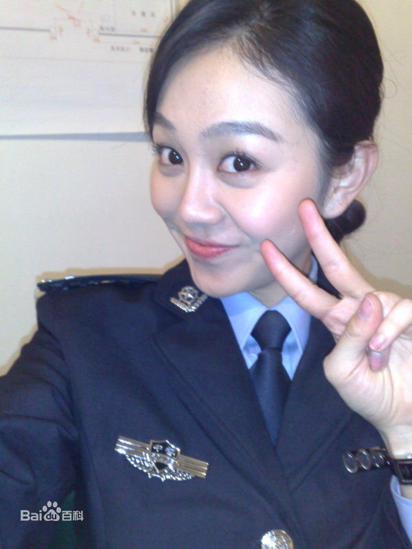 姜妍出席活动和演出剧照