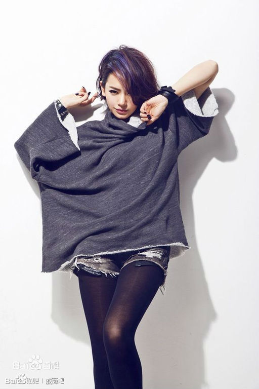 戚薇(Stephy)杂志相关