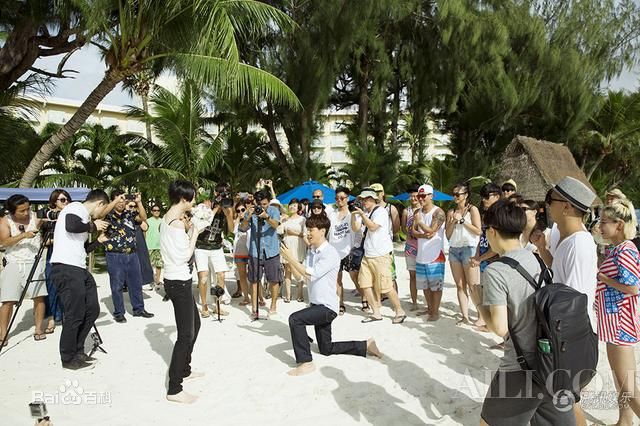 戚薇(Stephy)求婚现场前后照片