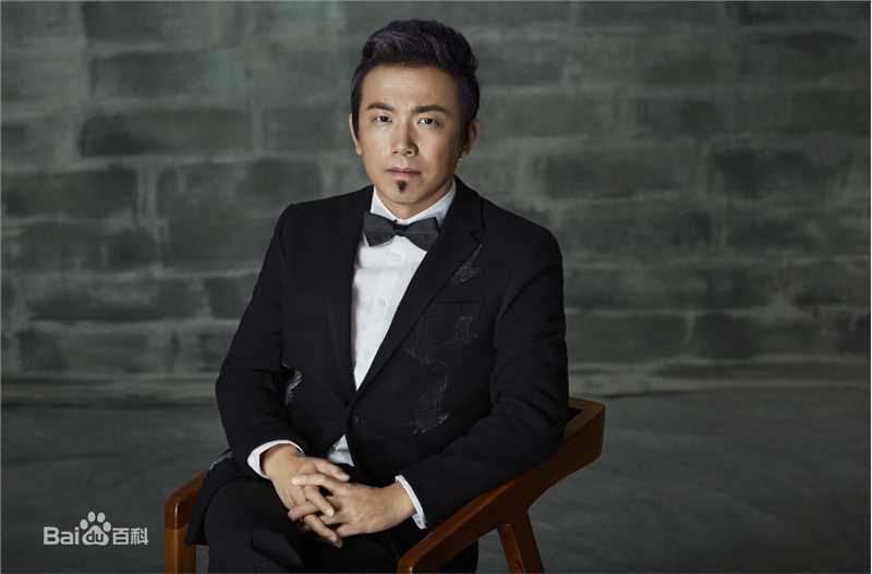 《潘斌龙》封面图片