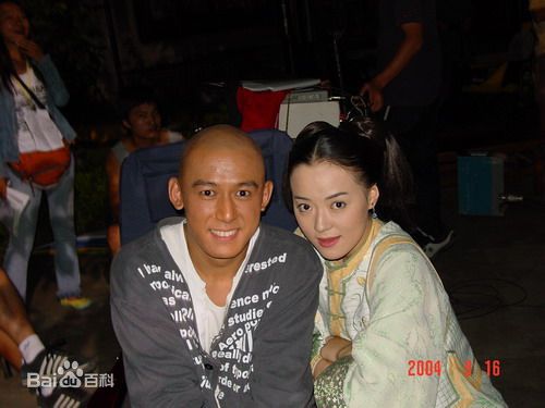 吕行的生活照和艺术照