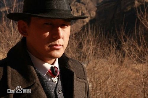 吕行在《神》中的硬汉形象