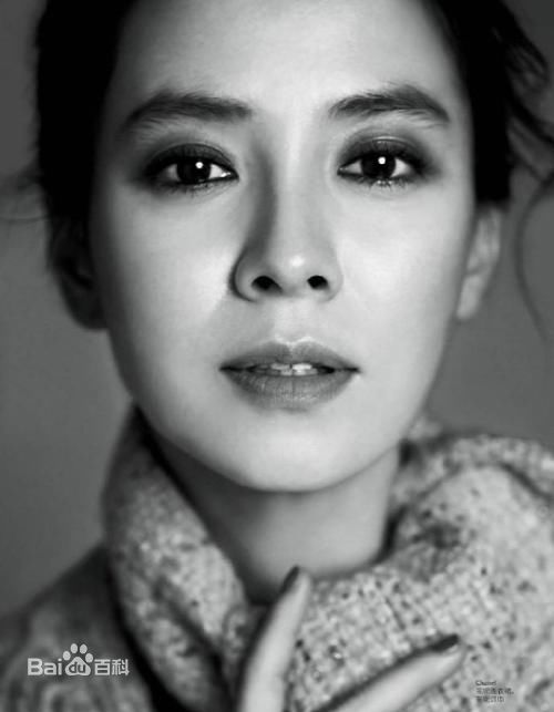 高清宋智孝(Song Ji Hyo<i>（艺名）</i>、 、Cheon Seong Im<i>（出生名）</i>、 、Cheon su-yeon<i>（现用名）</i>)在《女友》中的图集