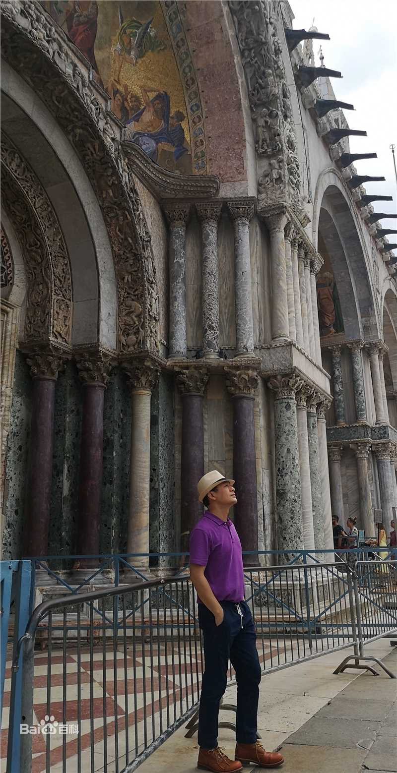 张颂文(Zhang Songwen)微博图片集图片图册