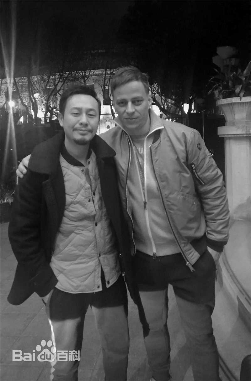 张颂文(Zhang Songwen)微博图片集图片图册