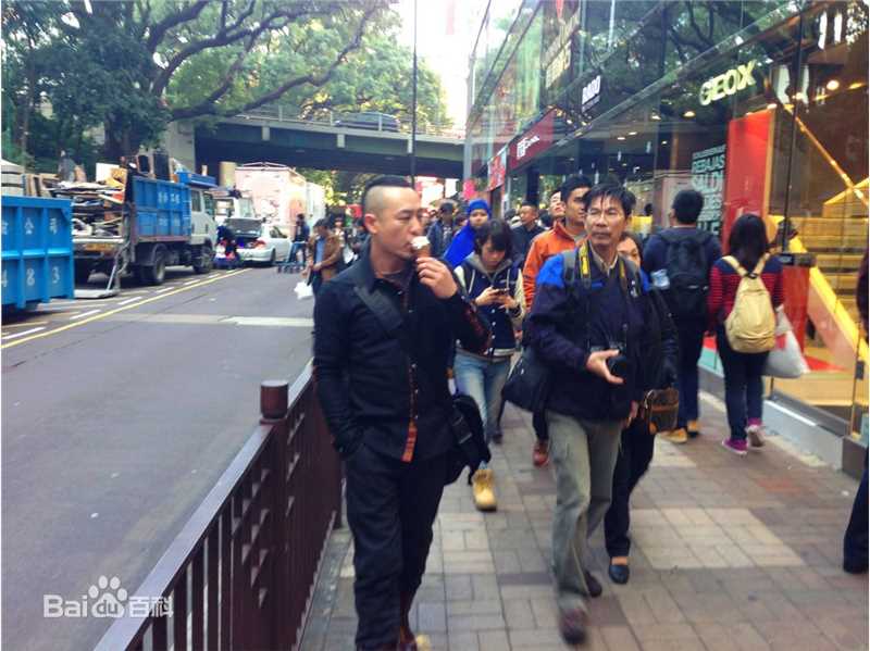 张颂文(Zhang Songwen)微博图片集图片图册