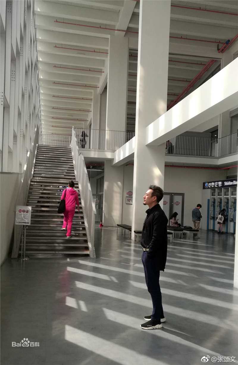 张颂文(Zhang Songwen)微博图片集图片图册