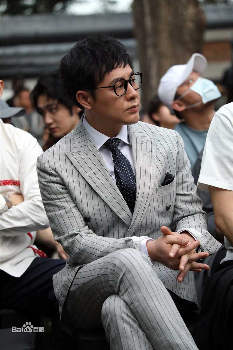 张颂文(Zhang Songwen)媒体照生活照相册