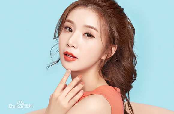 最优质曹璐(Cao Lu，)生活照