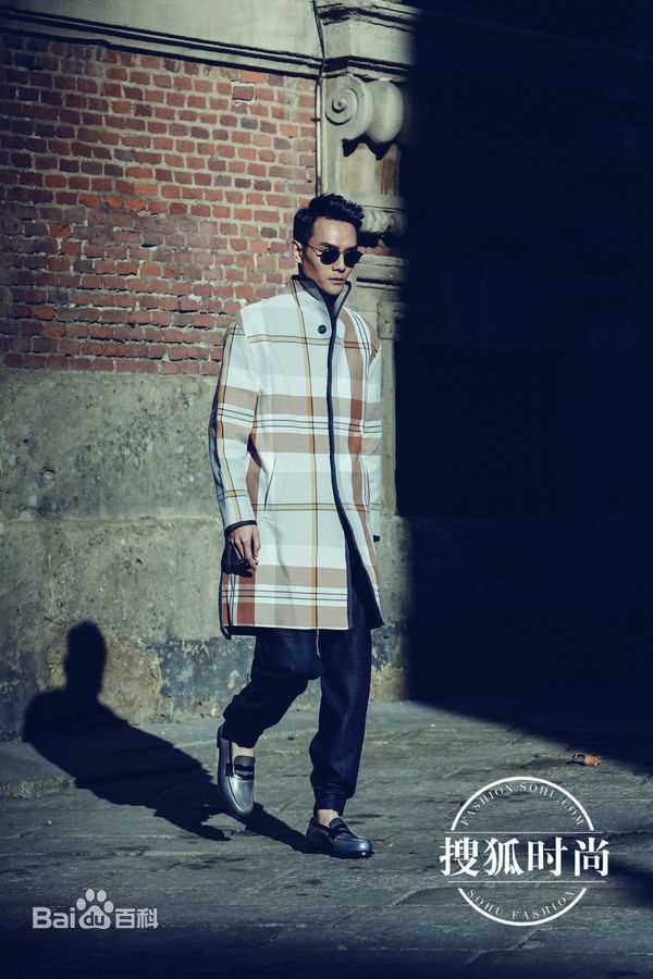 王凯(Wang Kai)街拍性感图片图集